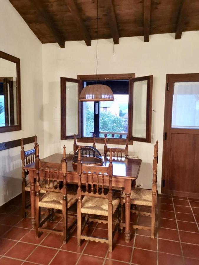 Gasthaus El Piornal Navarredonda Exterior foto