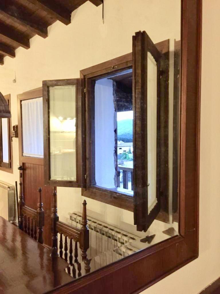 Gasthaus El Piornal Navarredonda Exterior foto